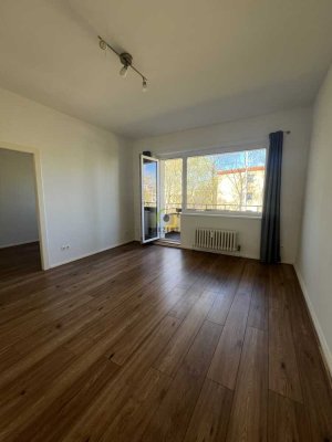 Ruhige und sanierte 2-Zimmer-Wohnung mit Stellplatz - Virtuelle 360° Besichtigung