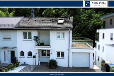 Modernes Wohnen: Hochwertige Doppelhaushälfte mit liebevoll gestaltetem Gartenparadies