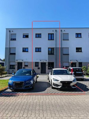 **Reserviert** Sofort einziehen und wohlfühlen: Neuwertiges Reihenmittelhaus in Wesseling