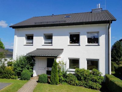 / Am Wormbacher Berg - mit Mieteinnahme!