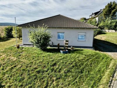 "RESERVIERT" Mit dem Deister vor der Tür: Gepflegter Bungalow mit viel Platz und großem Grundstück