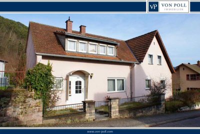 Großzügiges Wohnhaus in beliebter Wohnlage mit großem Grundstück und Doppelgarage