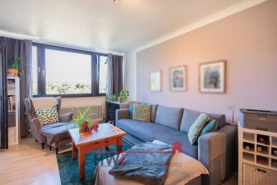 Toller Zustand - Idealer Grundriss - Balkon - ruhige und sonnige Waldrandlage.