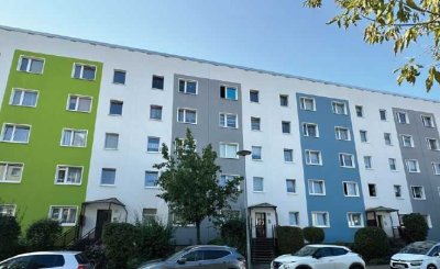 Freundliche 3-Zimmer-Wohnung mit Balkon und Einbauküche in Magdeburg