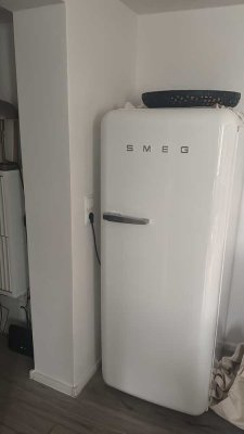 Geschmackvolle 2,5-Raum-Souterrain-Wohnung mit Balkon und EBK in Ludwigshafen am Rhein