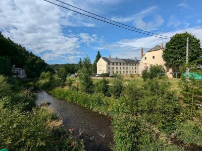 Mehrfamilienhaus mit 18 Einheiten, teilausgebaut & vermietet – große Ausbaureserve & Potenzial in...
