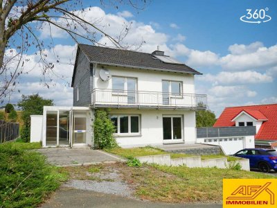 EFH mit Wintergarten, Terrasse und Balkon - Ortsrandlage!