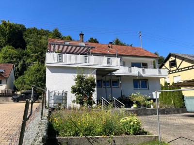 gepflegtes Ein- bis Zweifamilienhaus mit schönem, großem Garten in Nattheim-Fleinheim zu verkaufen.