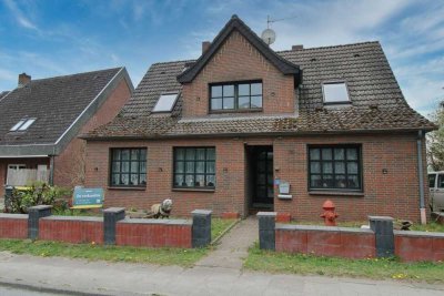 Raum für Ideen, Platz für Familie - Rustikales Haus mit großem Garten zur Selbstverwirklichung