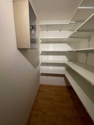 Stilvolle, sanierte 3-Zimmer-Wohnung in Augsburg