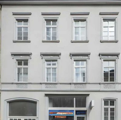 Gepflegtes Mehrfamilienhaus mit ca. 610 m² Wohnfläche und attraktivem Mietsteigerungspotenzial