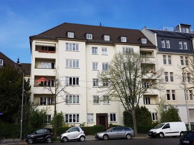 Sanierte 4-Zimmer-DG-Wohnung in Kassel