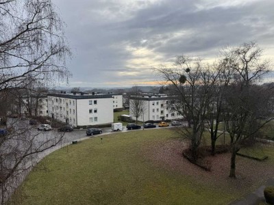 Sonnige Wohnung mit Bergblick – saniert, ruhig gelegen & sofort bezugsfrei