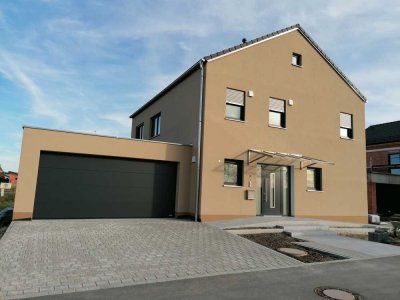 Neubau / Erstbezug Einfamilienhaus mit Garage in Abensberg-Gaden