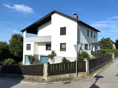 Großes Einfamilienhaus in zentrumsnaher Lage von Landau a.d. Isar