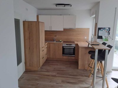Moderne 2-Zimmer Terrassenwohnung mit Aufzug in Langquaid