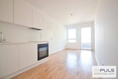 Arbeiten &amp; Wohnen vereint – moderne 2-Zimmer-Wohnung mit Balkon &amp; angrenzendem Büro mit separatem Zugang