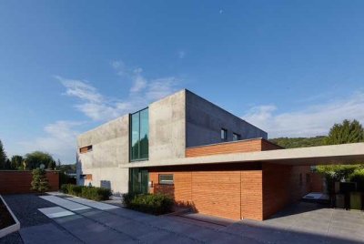 Bergische Landstraße 109, 51503 Rösrath