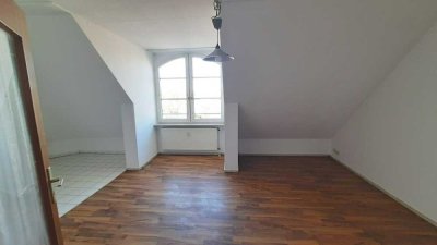 Studentenwohnung direkt an der Hochschule - sofort frei!