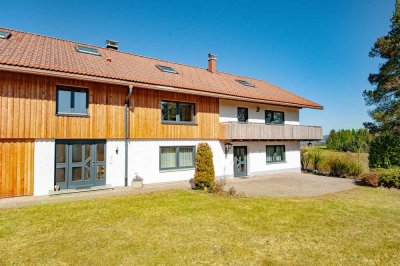 Ideal für Unternehmen: Großes, sonniges WG-taugliches Mitarbeiterhaus nahe Isny