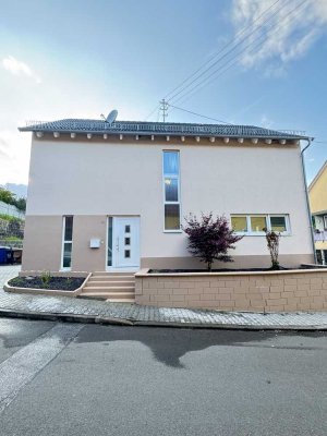 Modernes Einfamilienhaus (260 m²) mit Garten & Top-Ausstattung – KfW-55 – � PROVISIONSFREI