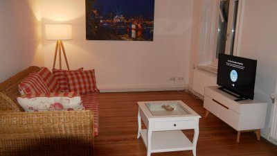 Frisch sanierte 3-Zimmer-Wohnung am Isebek-Kanal - sehr ruhig und zentral im beliebten Eimsbüttel  gelegen