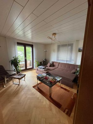 Attraktive 2-Zi-Wo mit Balkon zu vermieten – Ideal für Einzelpers. (befristet)