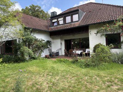 Geräumiges, günstiges 7-Zimmer-Haus in Sulzbach-Rosenberg