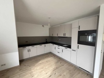 Stilvolle, vollständig renovierte 4-Raum-Maisonette-Wohnung in Eutin