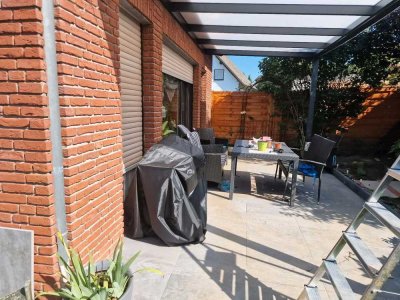 Charmante Eigentumswohnung im Bungalowstil – Wohnen mit Komfort und Naturanschluss