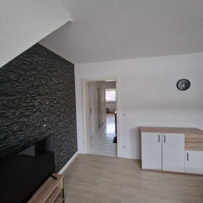 Schöne helle Dachgeschoss-Whg. im Duisburger Süden