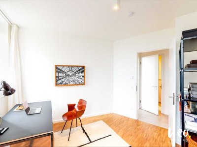 Masterbedroom, EBK, Wannenbad, Gäste-WC und Südbalkon