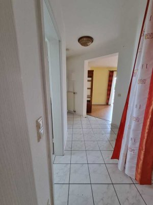 Gemütliche 2-Zimmer-Wohnung mit Balkon und Stellplatz in Flonheim