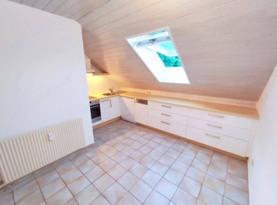 Schöne 2,5 Zimmerwohnung mit Aussicht