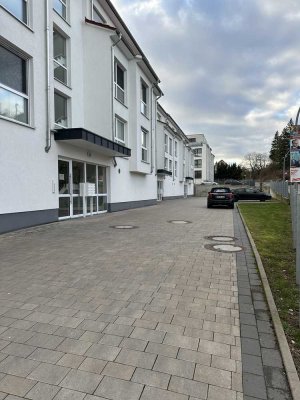 Attraktive 4 Zimmerwohnung mit Terrasse!