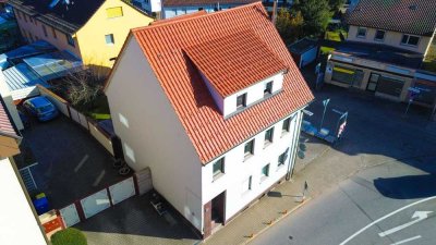 ++ Pforzheim-Büchenbronn: Zweifamilienhaus (1x 2 Zimmer, 1x 4 Zimmer)++