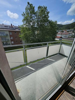 Geschmackvolle 3-Raum-Wohnung in Blumberg