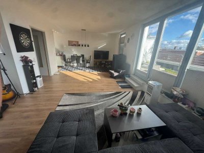 Penthouse Wohnung mit großer Dachterasse von privat
