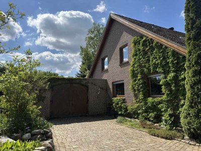Großzügiges Einfamilienhaus mit Einliegerwohnung, Vollkeller und viel Platz für Ihre Ideen