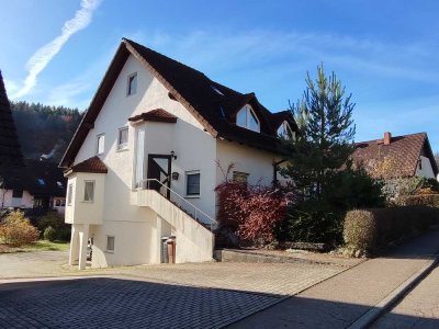 Geräumiges 7-Zimmer-Haus mit Garage in Michelfeld/Gnadental