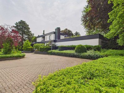 Exklusives Architektenhaus mit Indoor-Pool und Traumgarten – Ein unvergleichliches Unikat!