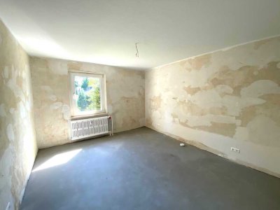 *Handwerker aufgepasst* Helle 2 Zimmerwohnung zu vermieten