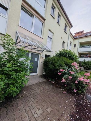 Gepflegte 3-Zimmer-Erdgeschosswohnung mit Balkon  in ruhiger Lage von Ruchheim