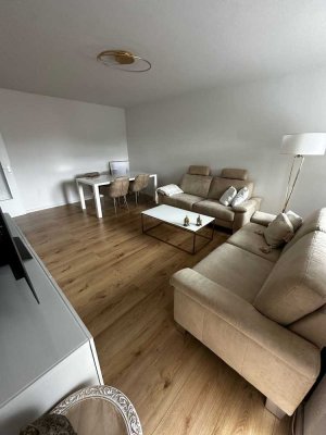 Sehr schöne 3 Zi. Wohnung mit Balkon zu Vermieten