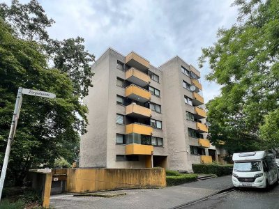 Freie 3-Zimmer-Wohnung mit Balkon und TG-Stellplatz in Köln Seeberg