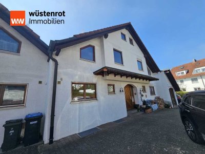 Absolute Ansage zur Doppelhaushälfte!
"MODERNES WOHNEN IM HAUS-IM-HAUS-SYSTEM"