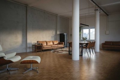 ***Attraktive Gewerbefläche mit Potenzial für Loft-Wohnräume***
