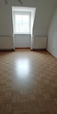 Frisch renovierte  2-Zimmer-Dachgeschoss-Wohnung Freudenstadt Zentrum