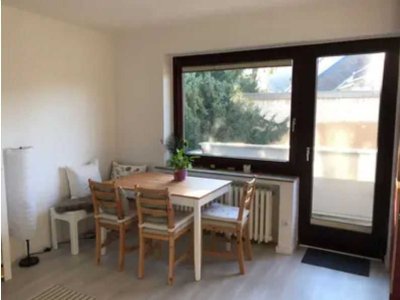 Gepflegtes Single-Apartment mit Einbauküche in Bonn Kessenich