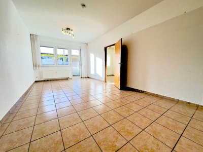 Möblierte 3-Zimmer-Wohnung mit Balkon, EBK & Garagenstellplatz in Ludwigsburg